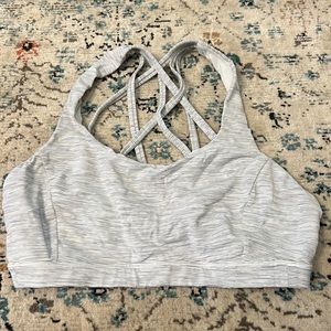 Lululemon Free to be Serene Bra